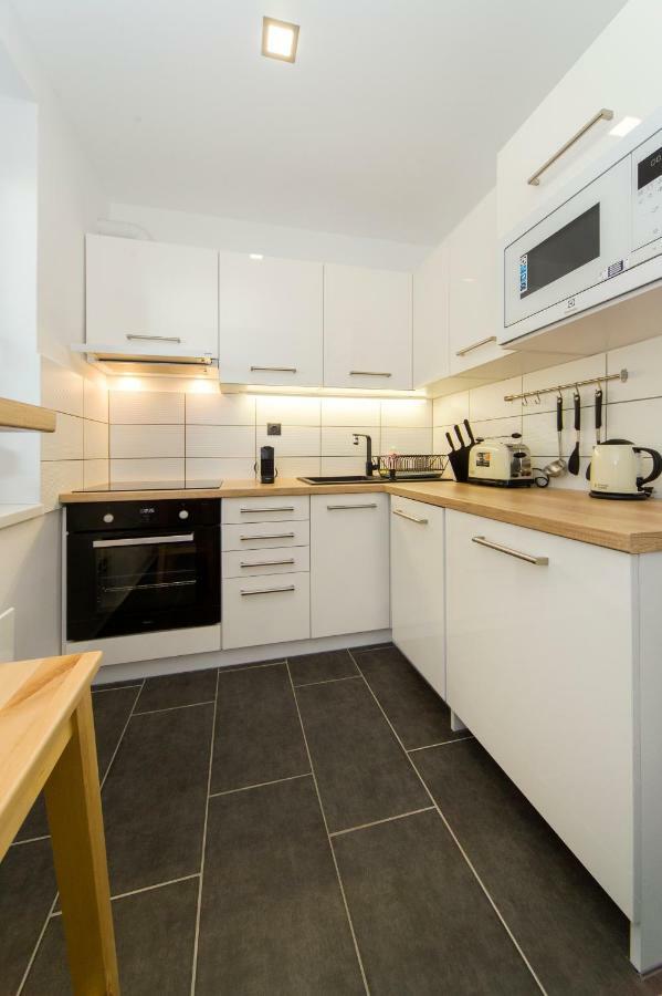 Res Apartman Έγκερ Εξωτερικό φωτογραφία